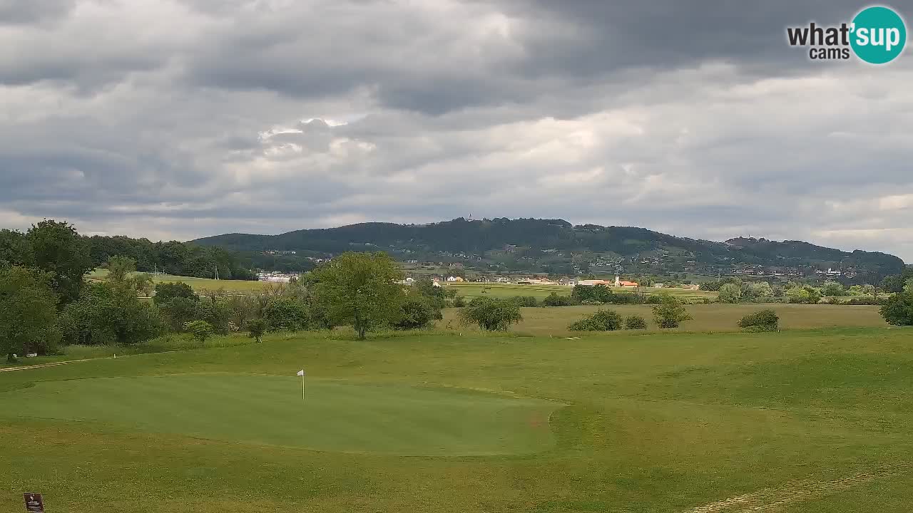 Doživite predivne poglede na Golf Grad Otočec uz web kameru – Terme Krka