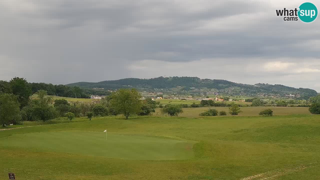 Spletne kamera Golf Grad Otočec – Terme Krka