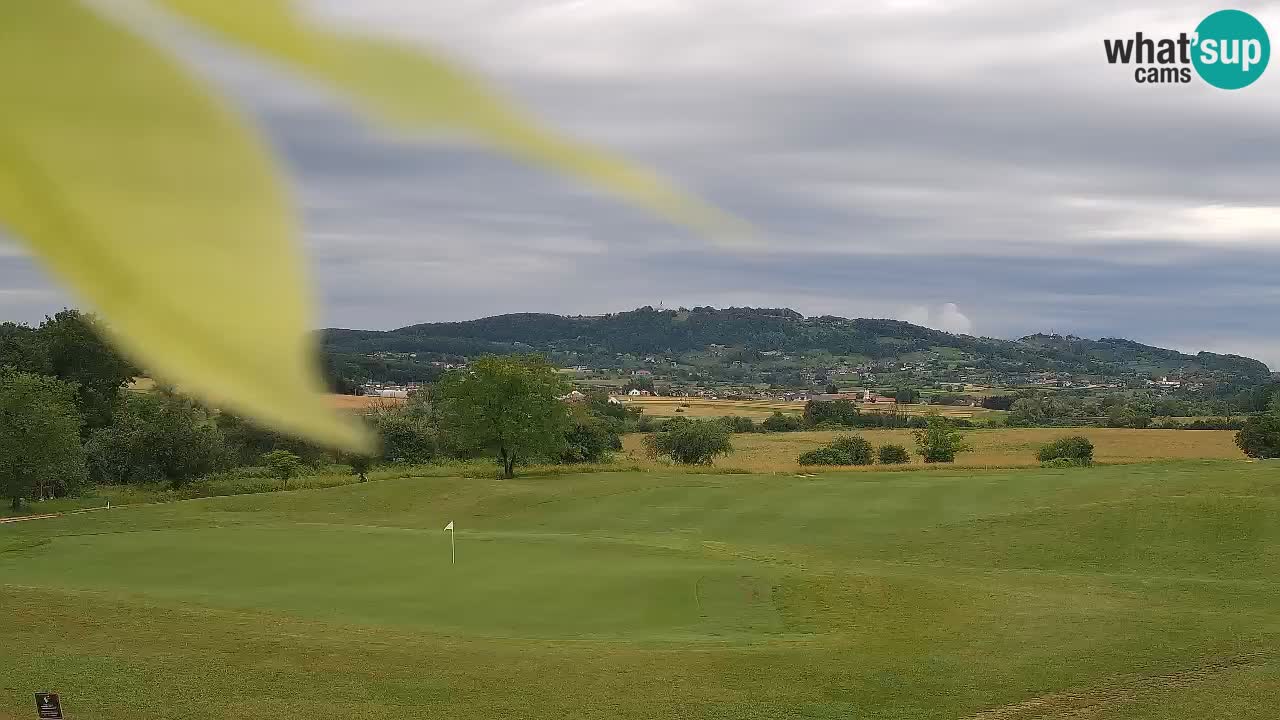 Spletne kamera Golf Grad Otočec – Terme Krka