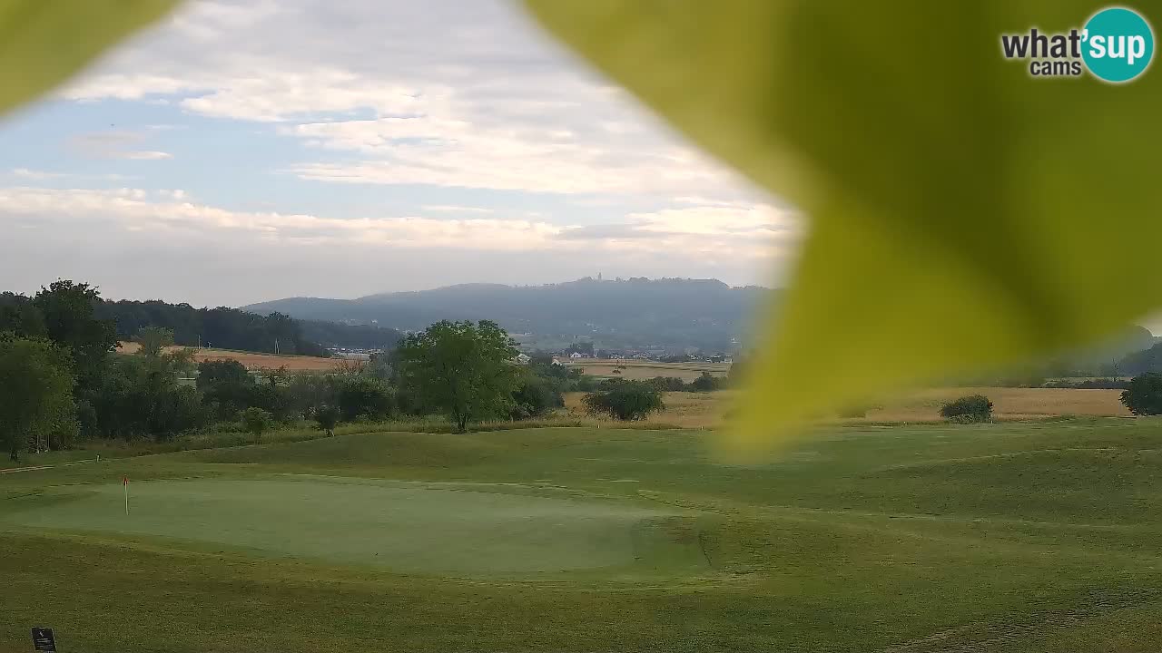 Doživite predivne poglede na Golf Grad Otočec uz web kameru – Terme Krka