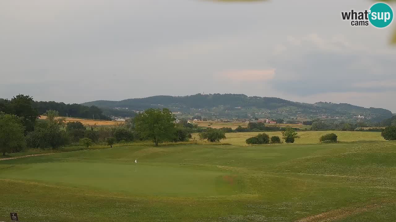 Doživite predivne poglede na Golf Grad Otočec uz web kameru – Terme Krka