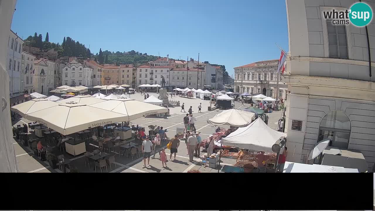 Webcam Piran Tartini-Platz – Liveblick von der Mestna Kavarna