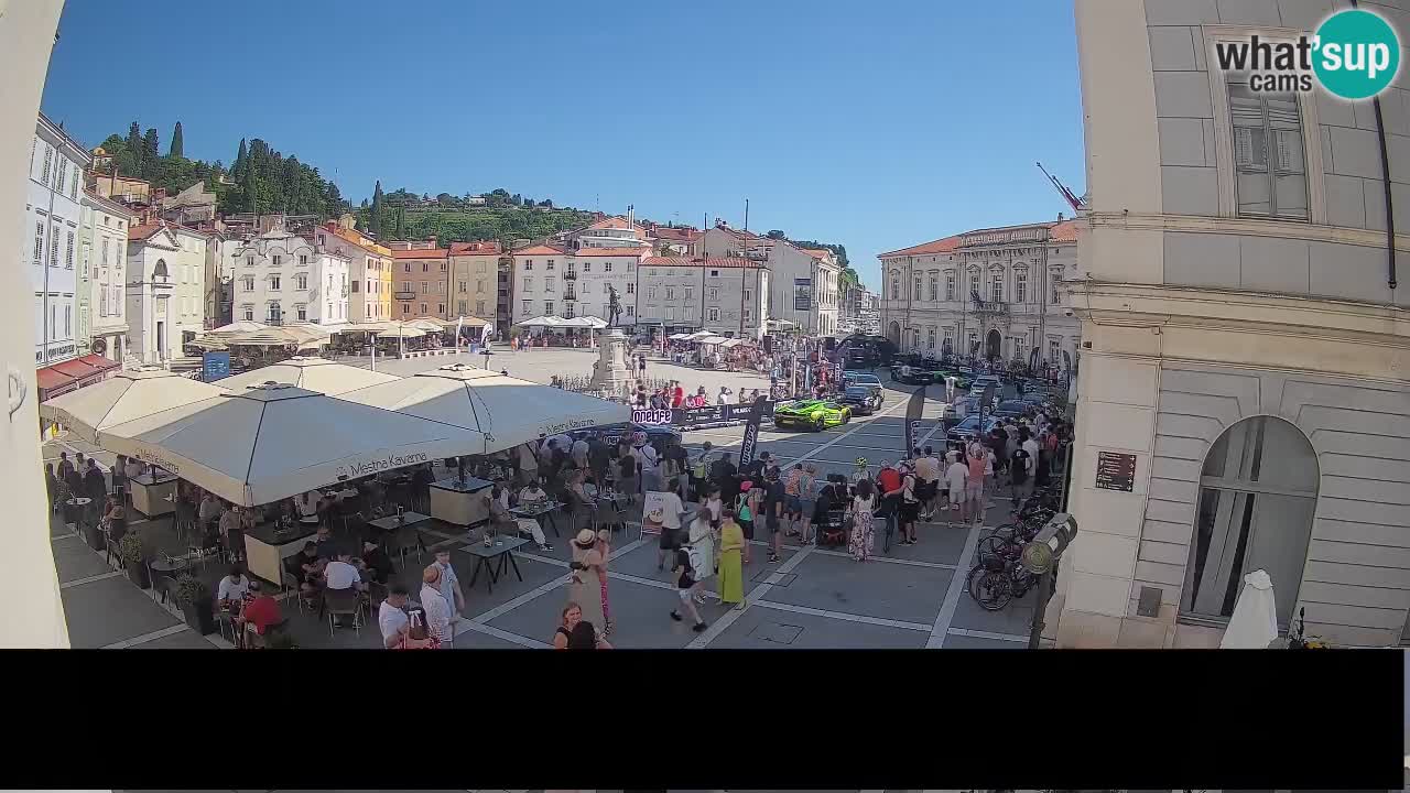 Webcam Pirano Piazza Tartini – Vista in diretta da Mestna Kavarna