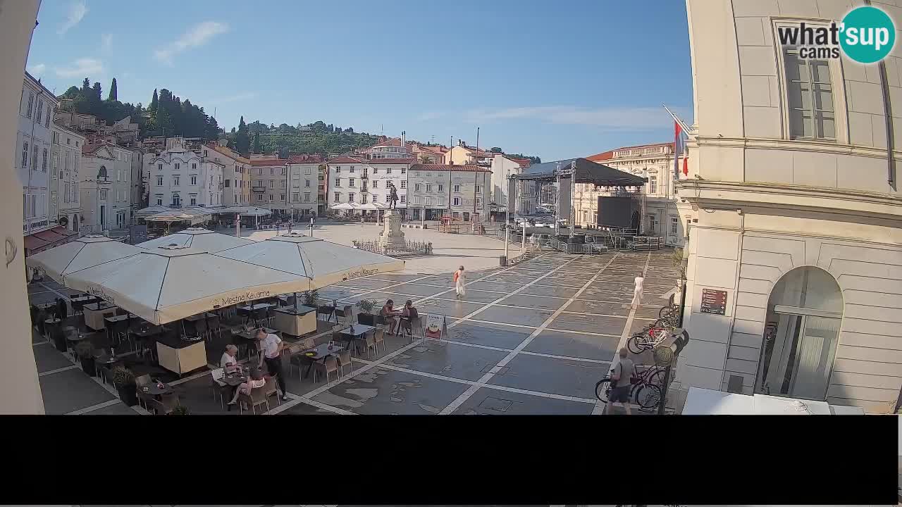 Spletna kamera Piran – Tartinijev trg v živo iz Mestne Kavarne