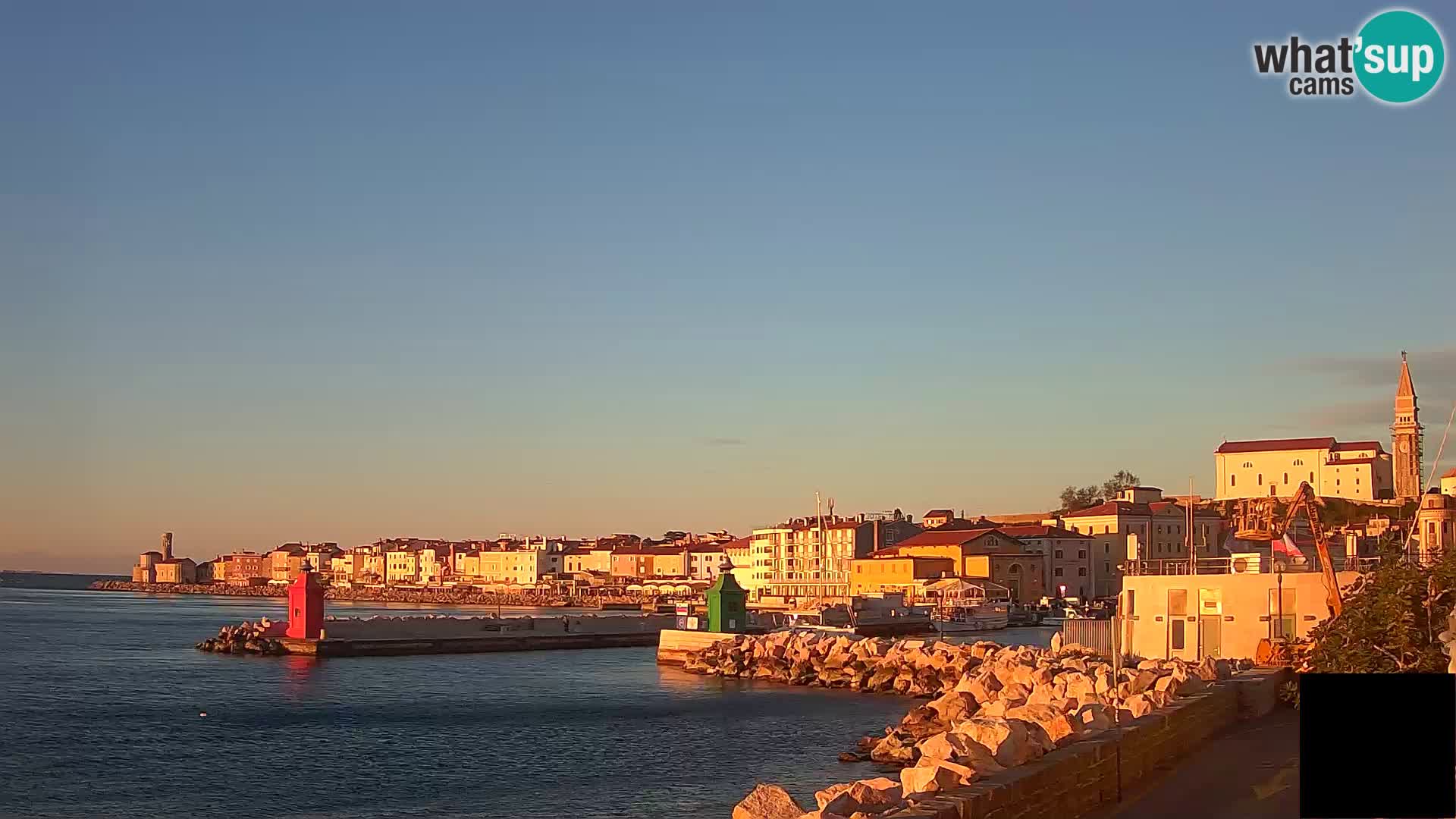 Pirano – vista verso la Punta e il “Mandrač”