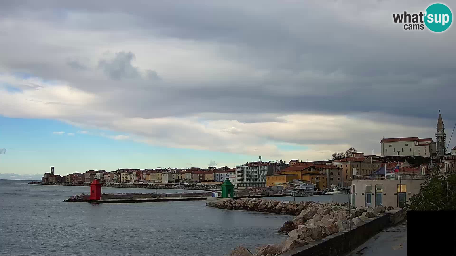 Pirano – vista verso la Punta e il “Mandrač”