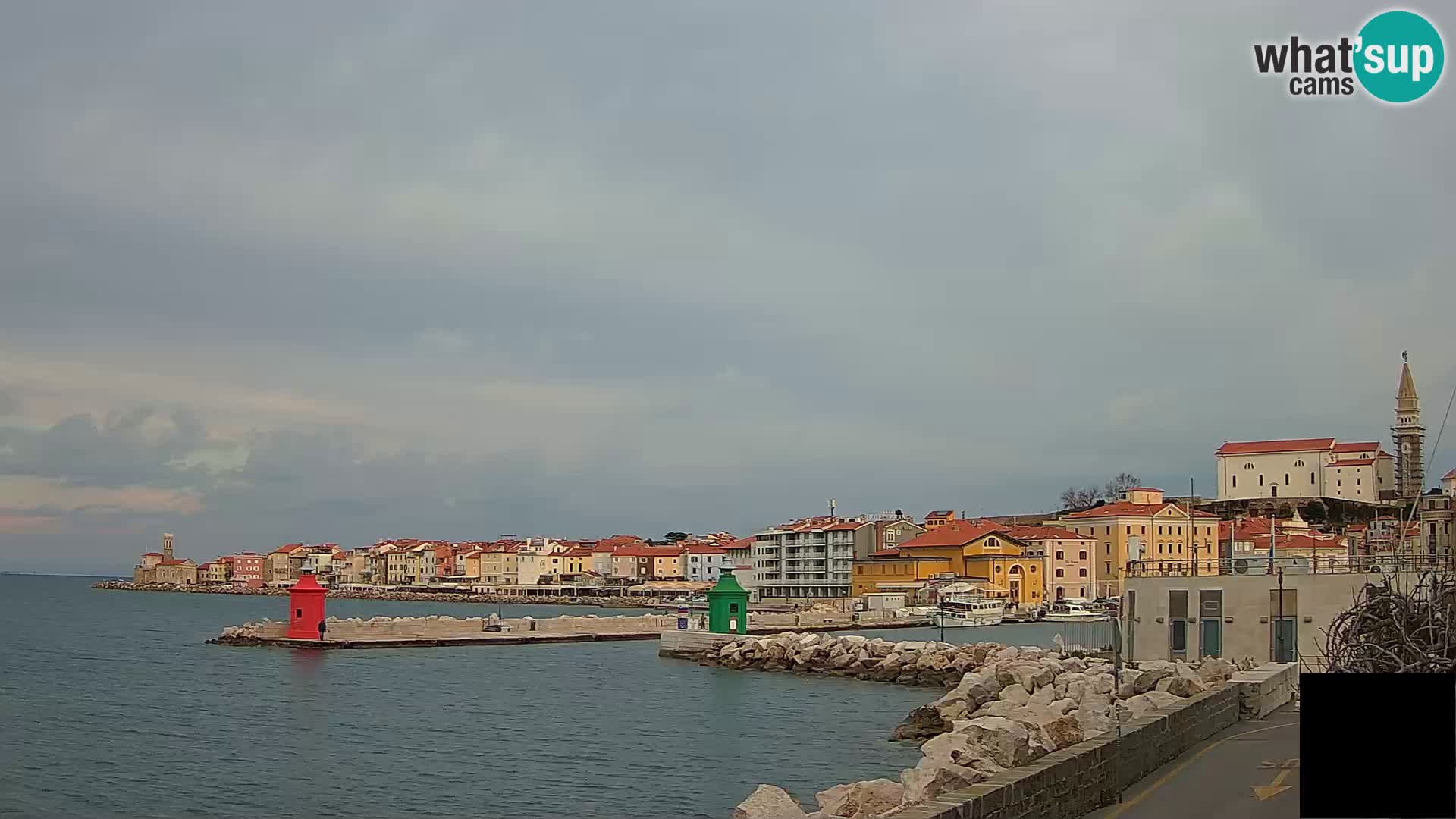 Pirano – vista verso la Punta e il “Mandrač”