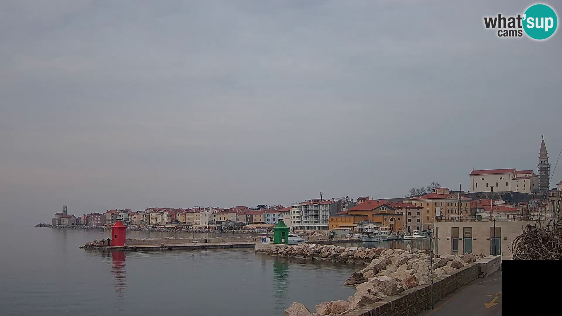 Pirano – vista verso la Punta e il “Mandrač”