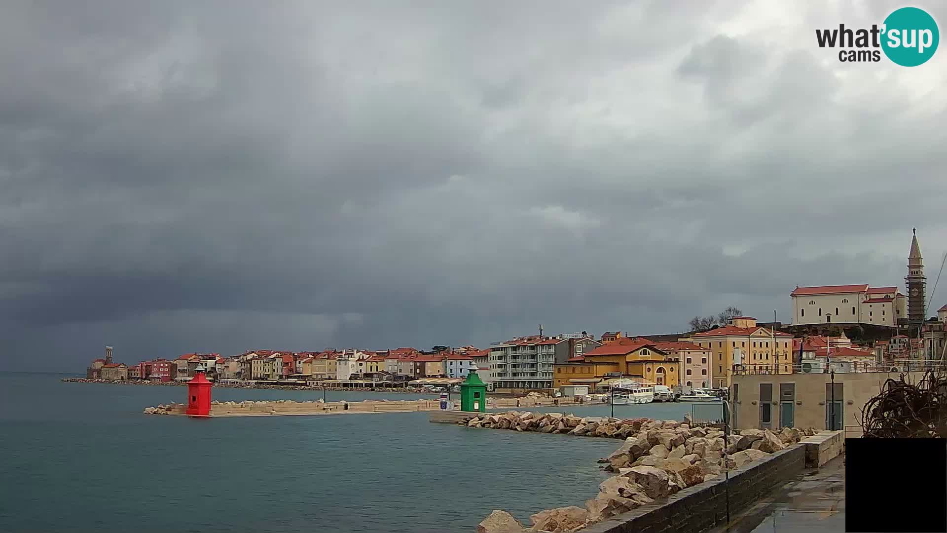 Pirano – vista verso la Punta e il “Mandrač”