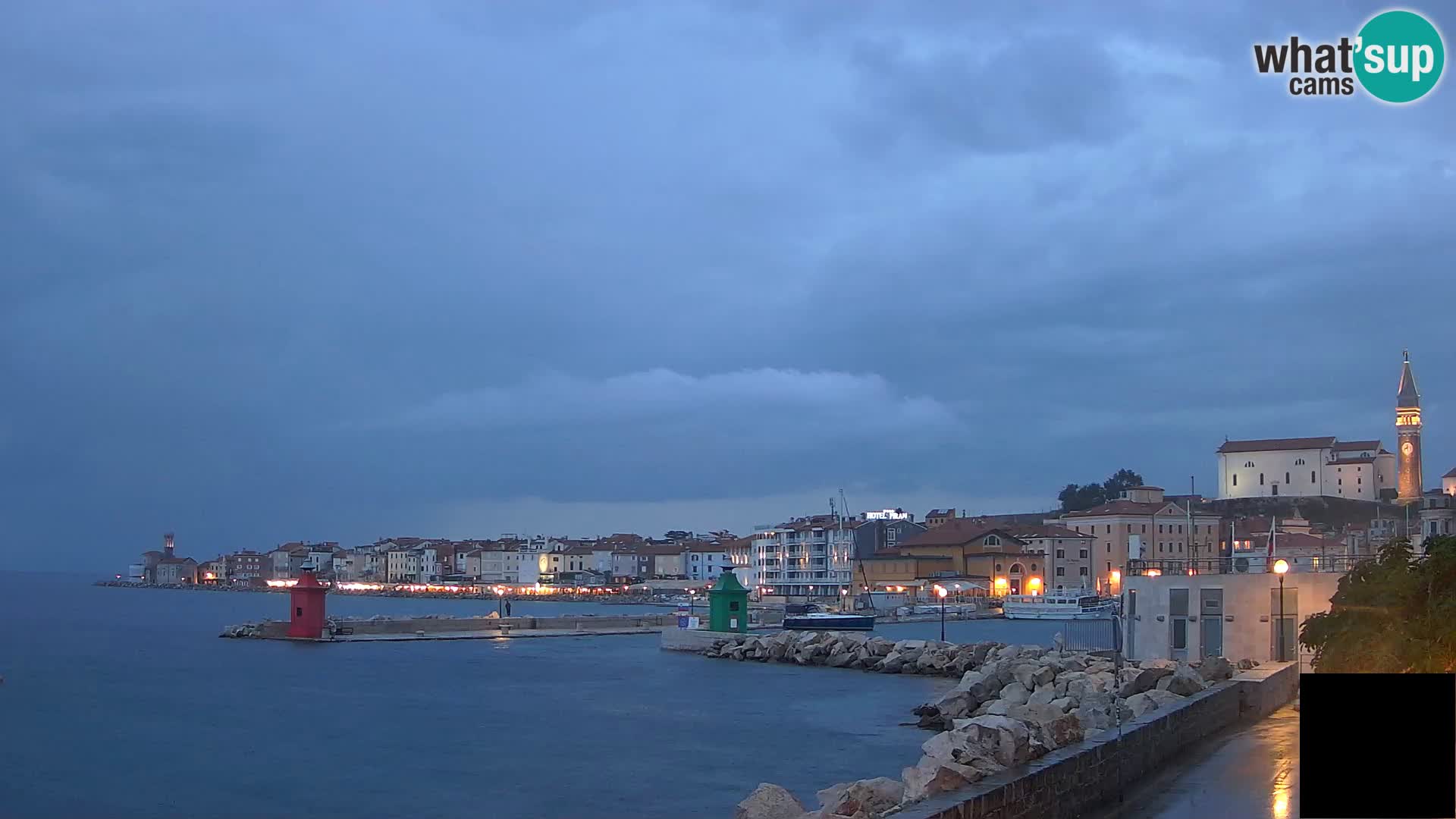 Pirano – vista verso la Punta e il “Mandrač”