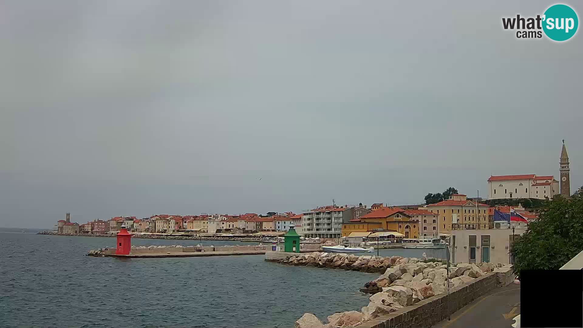 Pirano – vista verso la Punta e il “Mandrač”