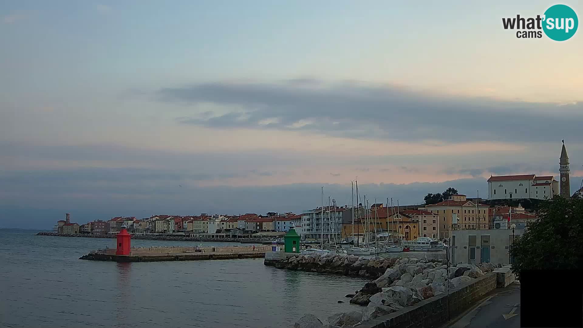 Pirano – vista verso la Punta e il “Mandrač”