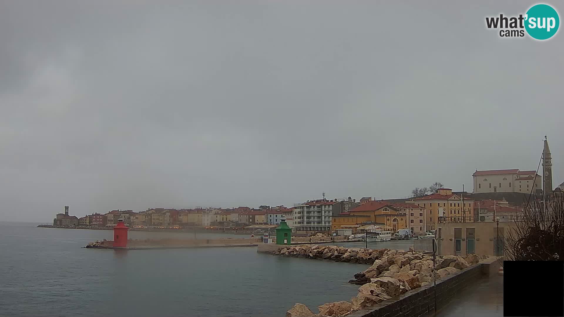 Pirano – vista verso la Punta e il “Mandrač”