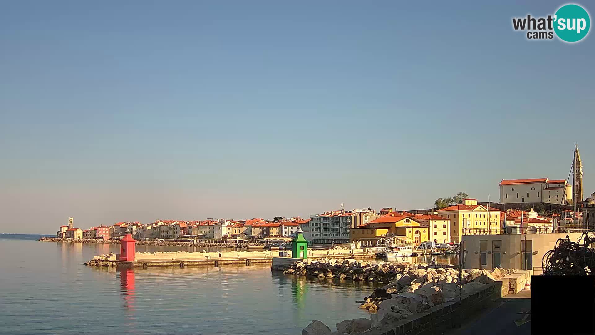 Pirano – vista verso la Punta e il “Mandrač”