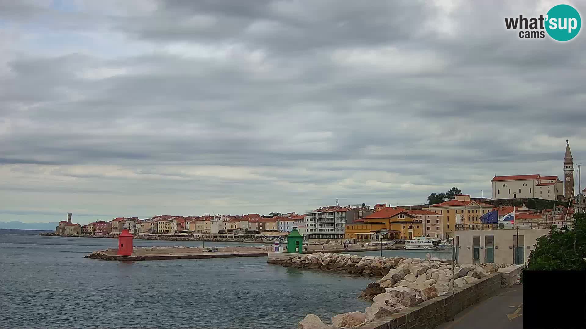 Pirano – vista verso la Punta e il “Mandrač”