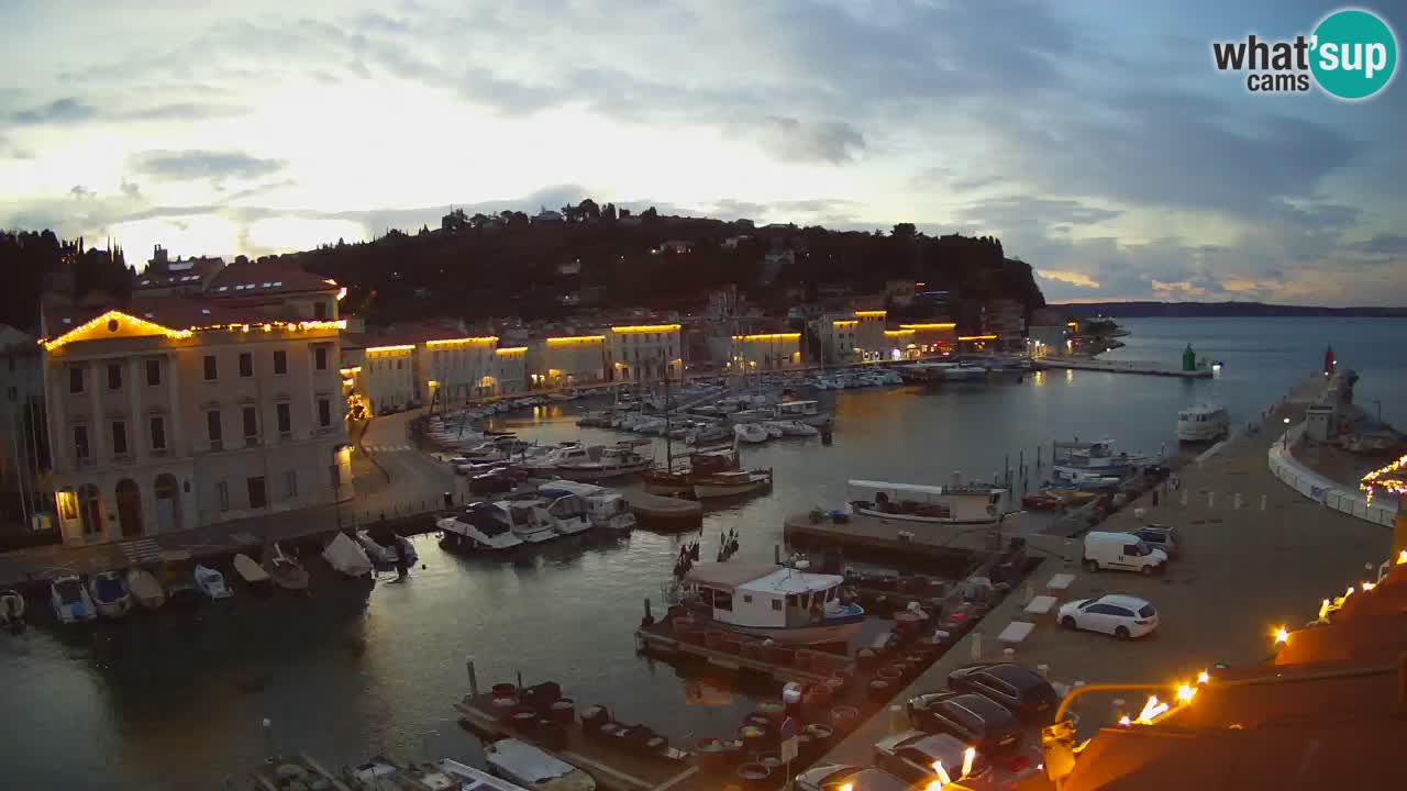 Live webcam from Piran “Mandrač” – Amazing live view from Villa Piranesi