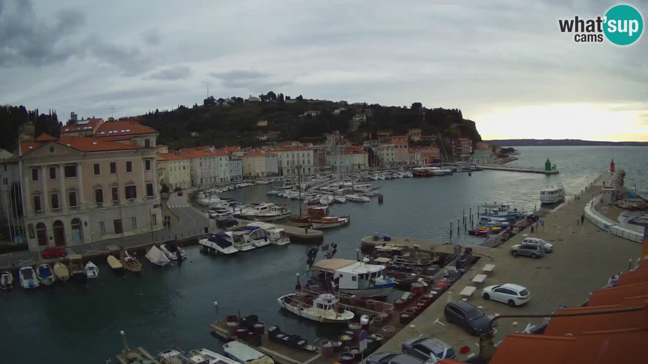 Cámara web en vivo desde Piran “Mandrač” – Increíble vista en vivo desde Villa Piranesi