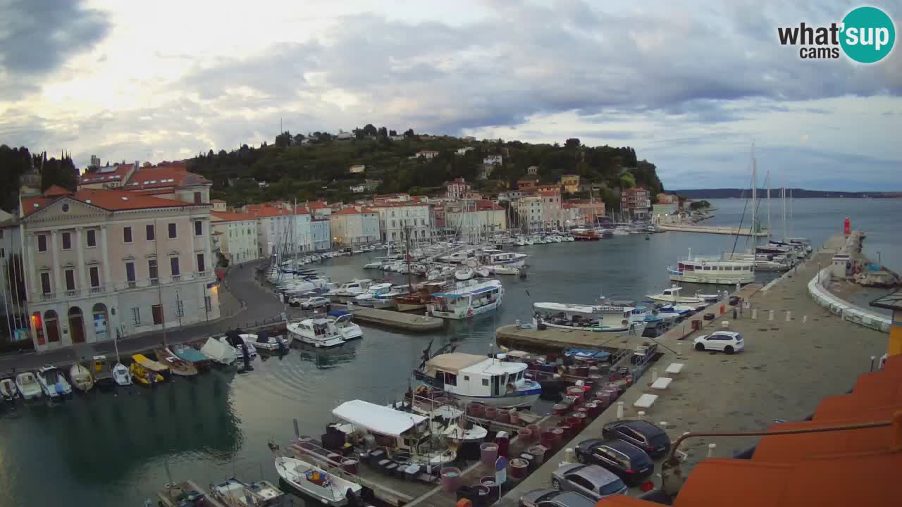 Cámara web en vivo desde Piran “Mandrač” – Increíble vista en vivo desde Villa Piranesi