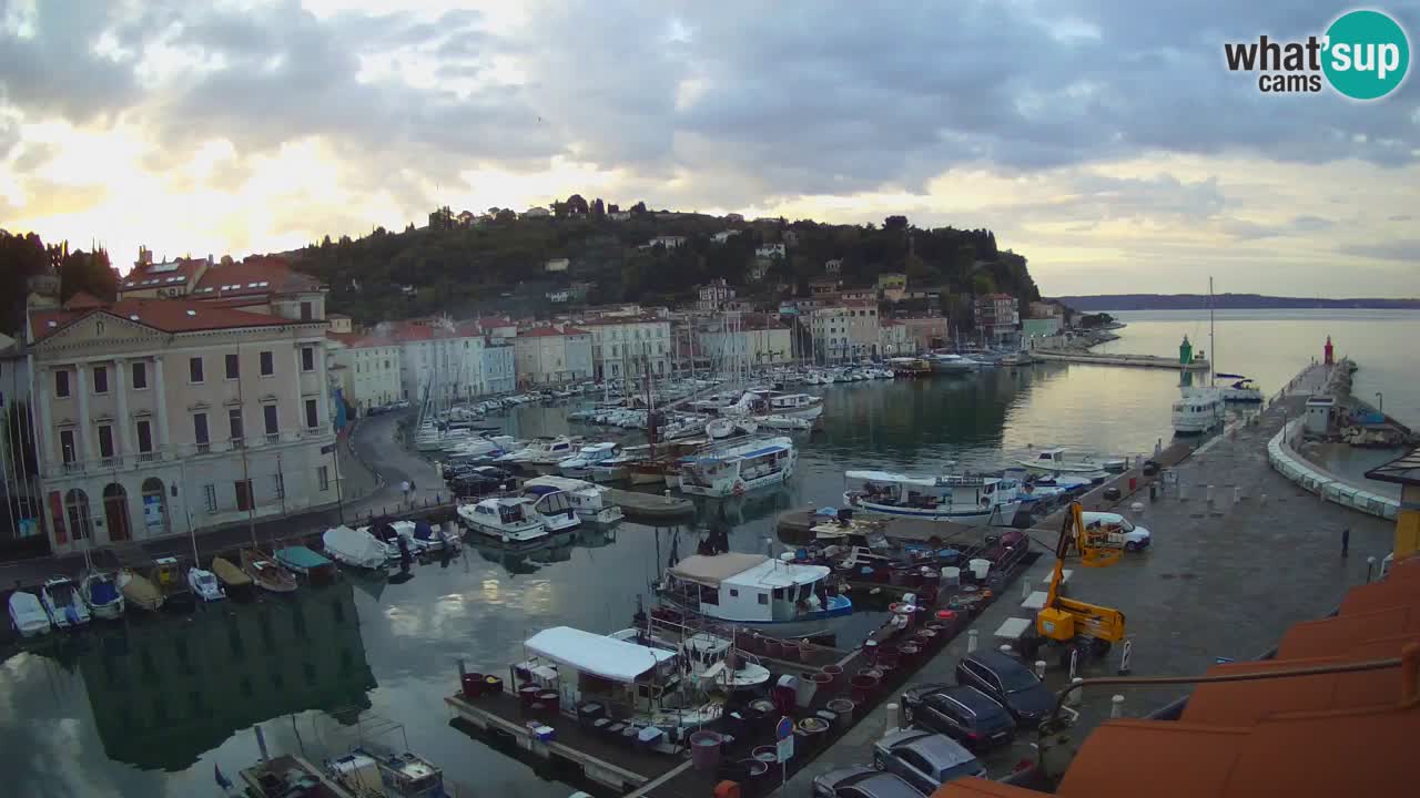 Live-Webcam aus Piran “Mandrač” – Erstaunliche Live-Ansicht von Villa Piranesi