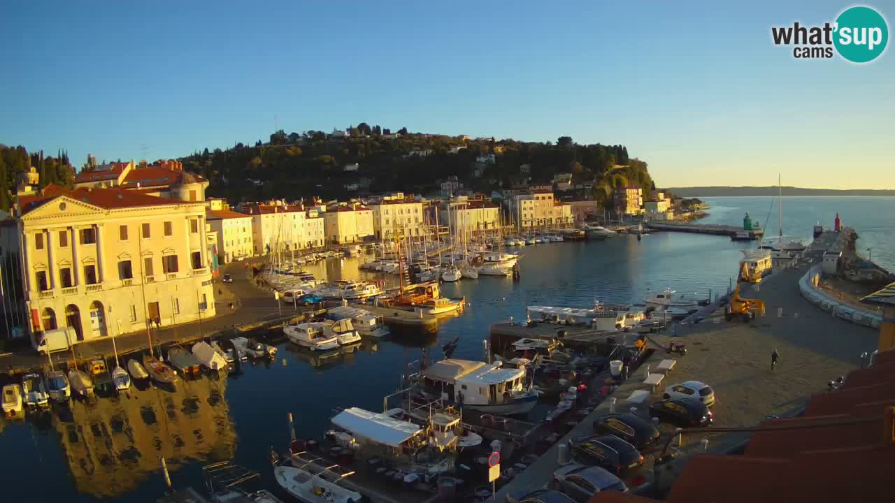 Live-Webcam aus Piran “Mandrač” – Erstaunliche Live-Ansicht von Villa Piranesi