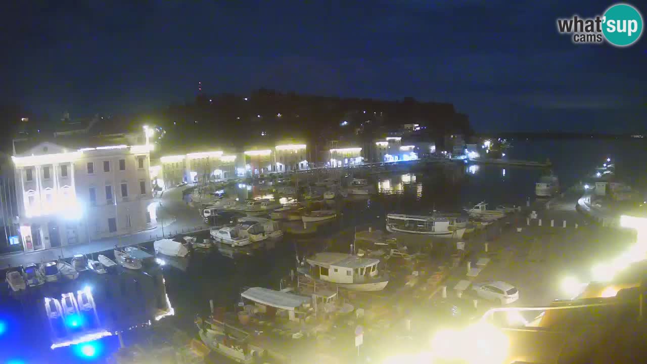 Webcam en direct de Piran “Mandrač” – Incroyable vue en direct de la Villa Piranesi