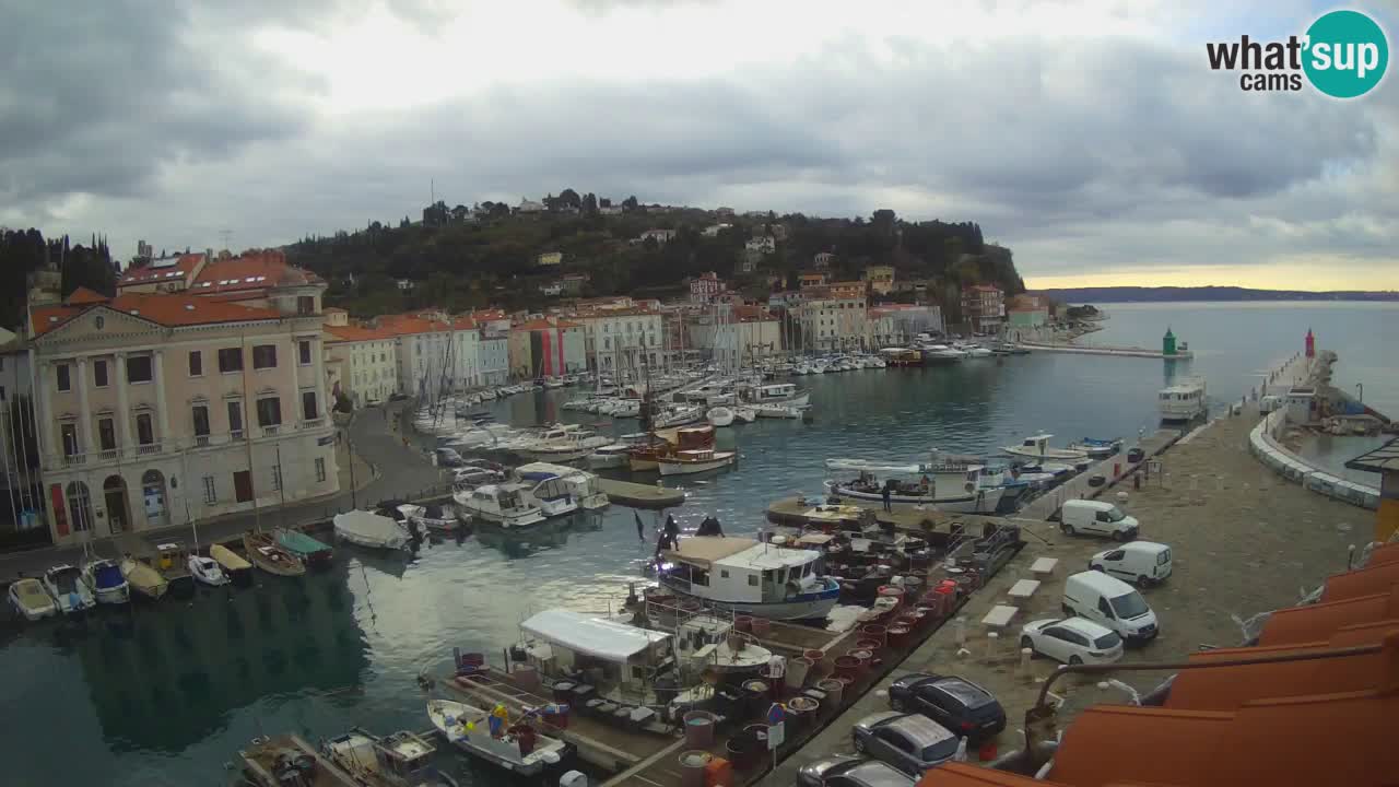 Cámara web en vivo desde Piran “Mandrač” – Increíble vista en vivo desde Villa Piranesi