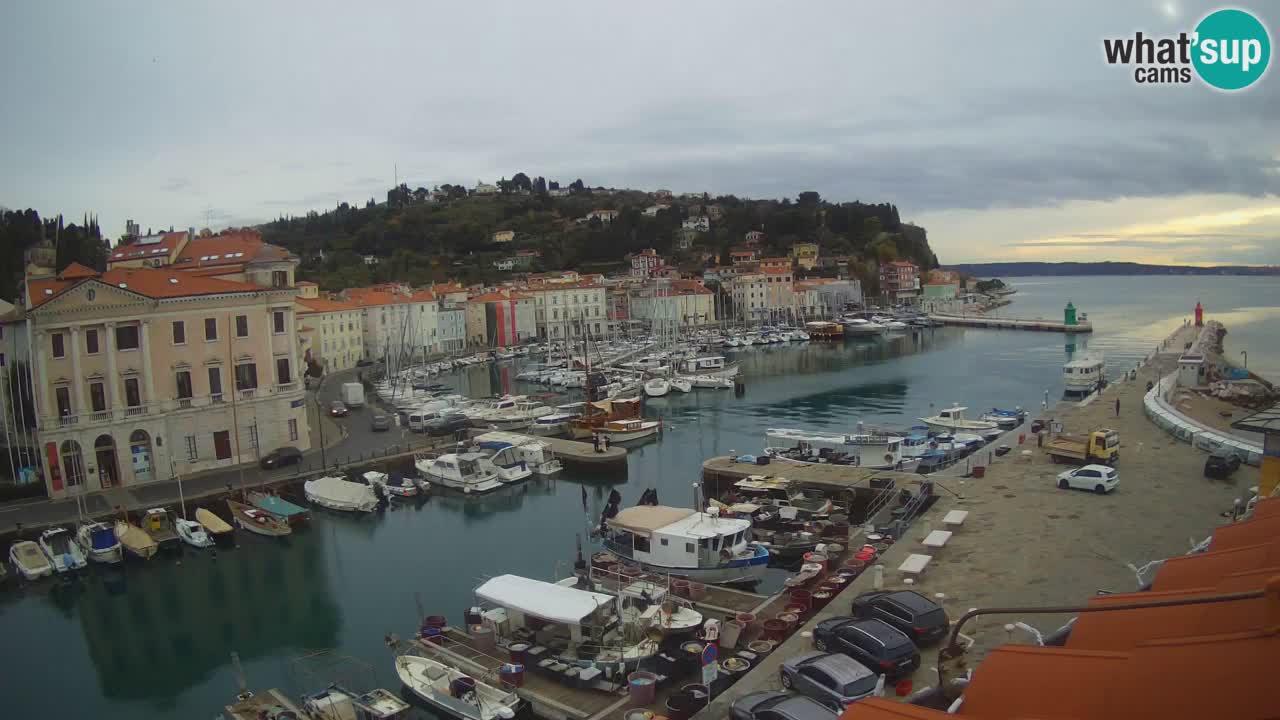 Cámara web en vivo desde Piran “Mandrač” – Increíble vista en vivo desde Villa Piranesi