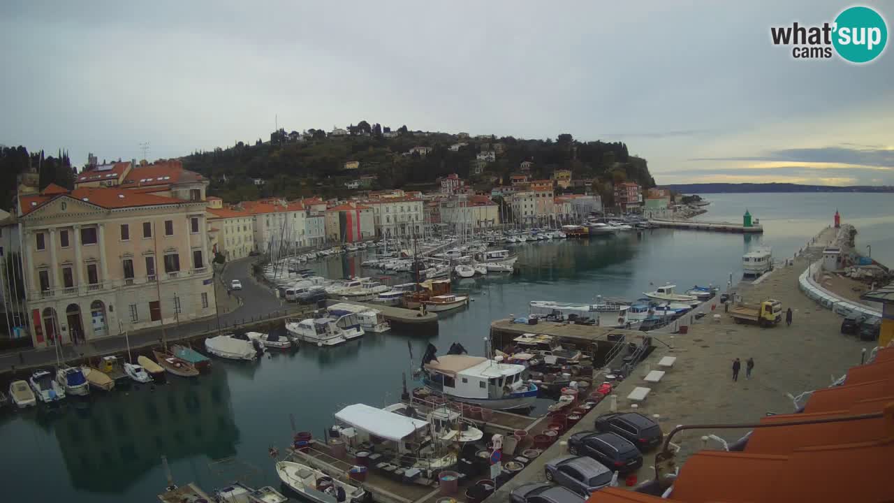 Cámara web en vivo desde Piran “Mandrač” – Increíble vista en vivo desde Villa Piranesi