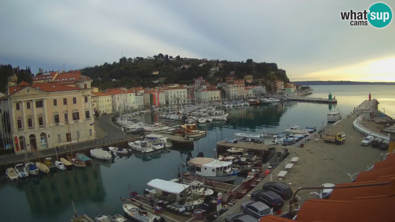 Live-Webcam aus Piran “Mandrač” – Erstaunliche Live-Ansicht von Villa Piranesi