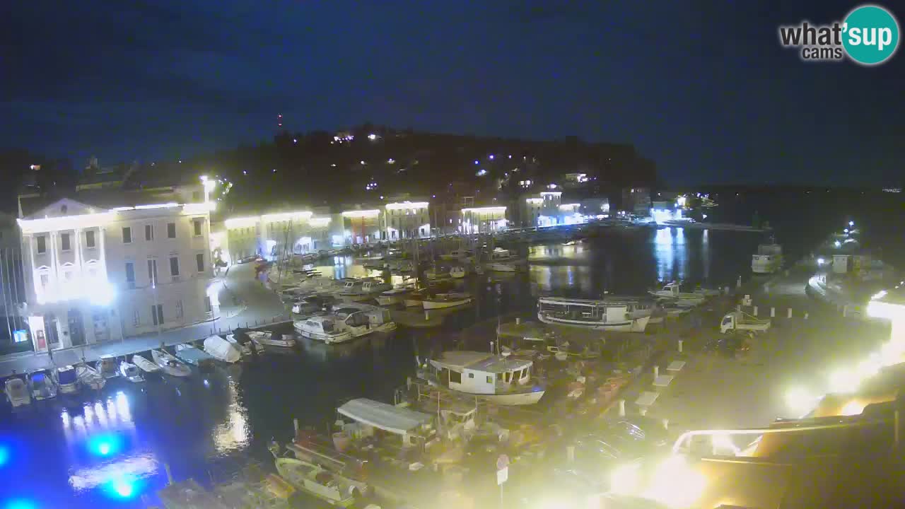 Webcam en direct de Piran “Mandrač” – Incroyable vue en direct de la Villa Piranesi