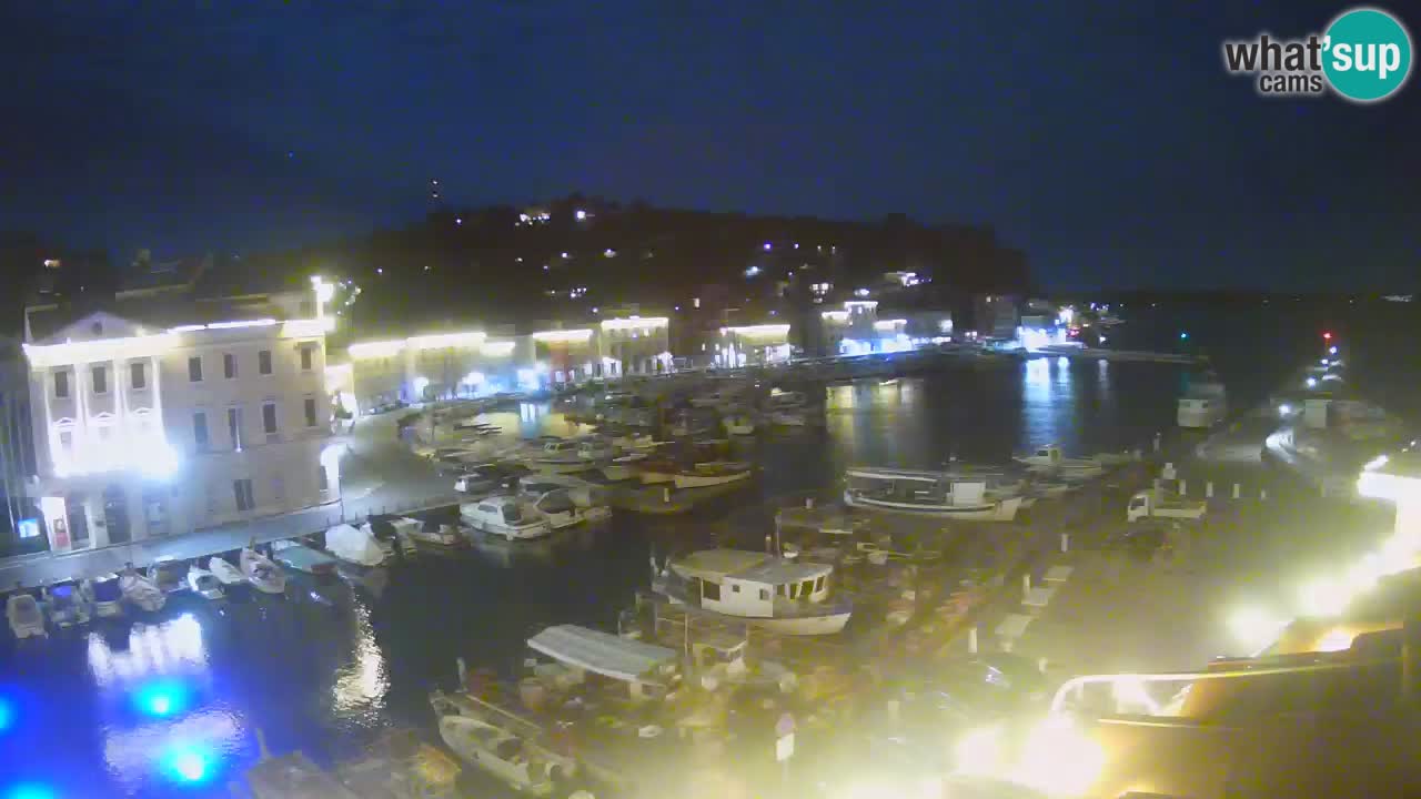 Webcam en direct de Piran “Mandrač” – Incroyable vue en direct de la Villa Piranesi