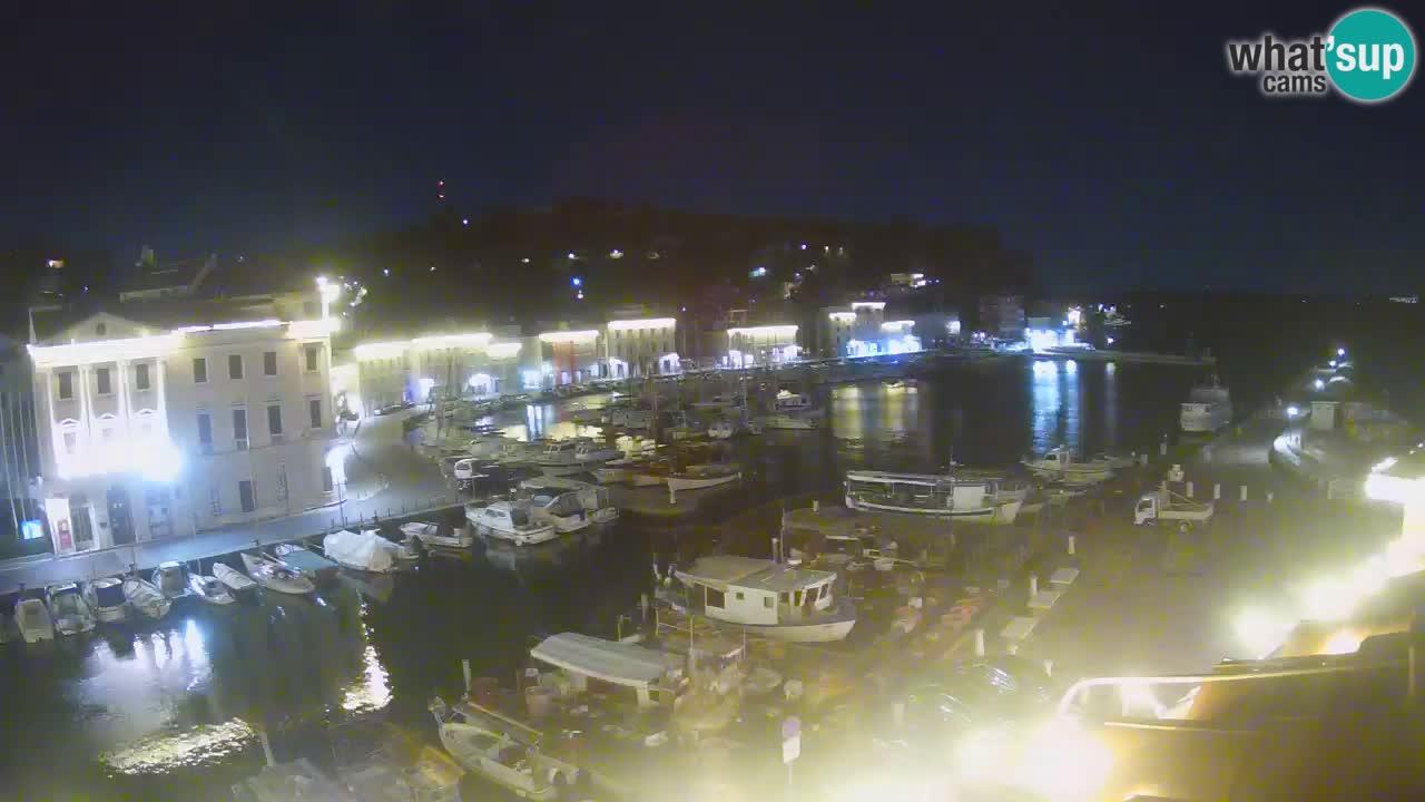 Webcam en direct de Piran “Mandrač” – Incroyable vue en direct de la Villa Piranesi