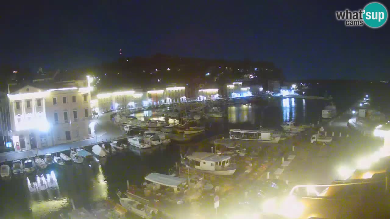 Webcam en direct de Piran “Mandrač” – Incroyable vue en direct de la Villa Piranesi