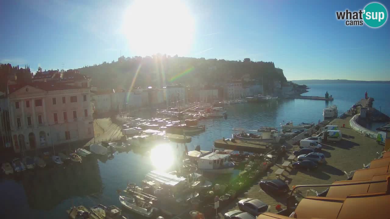 Cámara web en vivo desde Piran “Mandrač” – Increíble vista en vivo desde Villa Piranesi