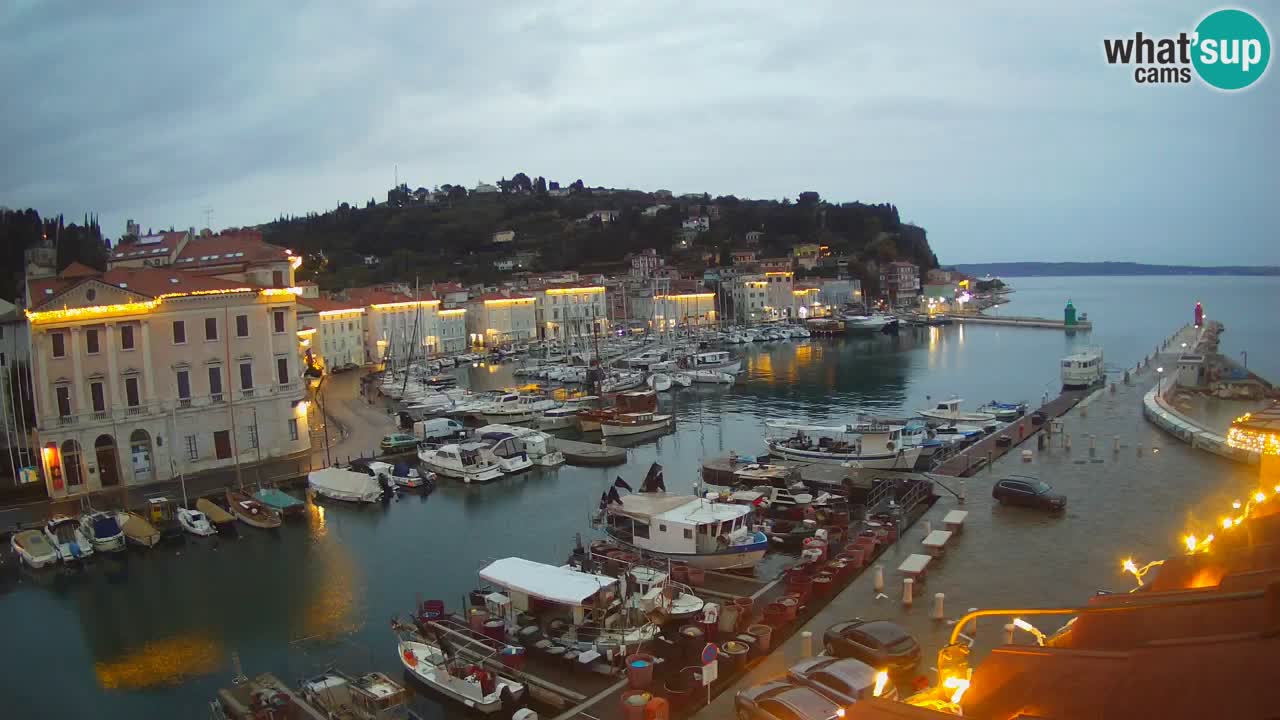 Live-Webcam aus Piran “Mandrač” – Erstaunliche Live-Ansicht von Villa Piranesi