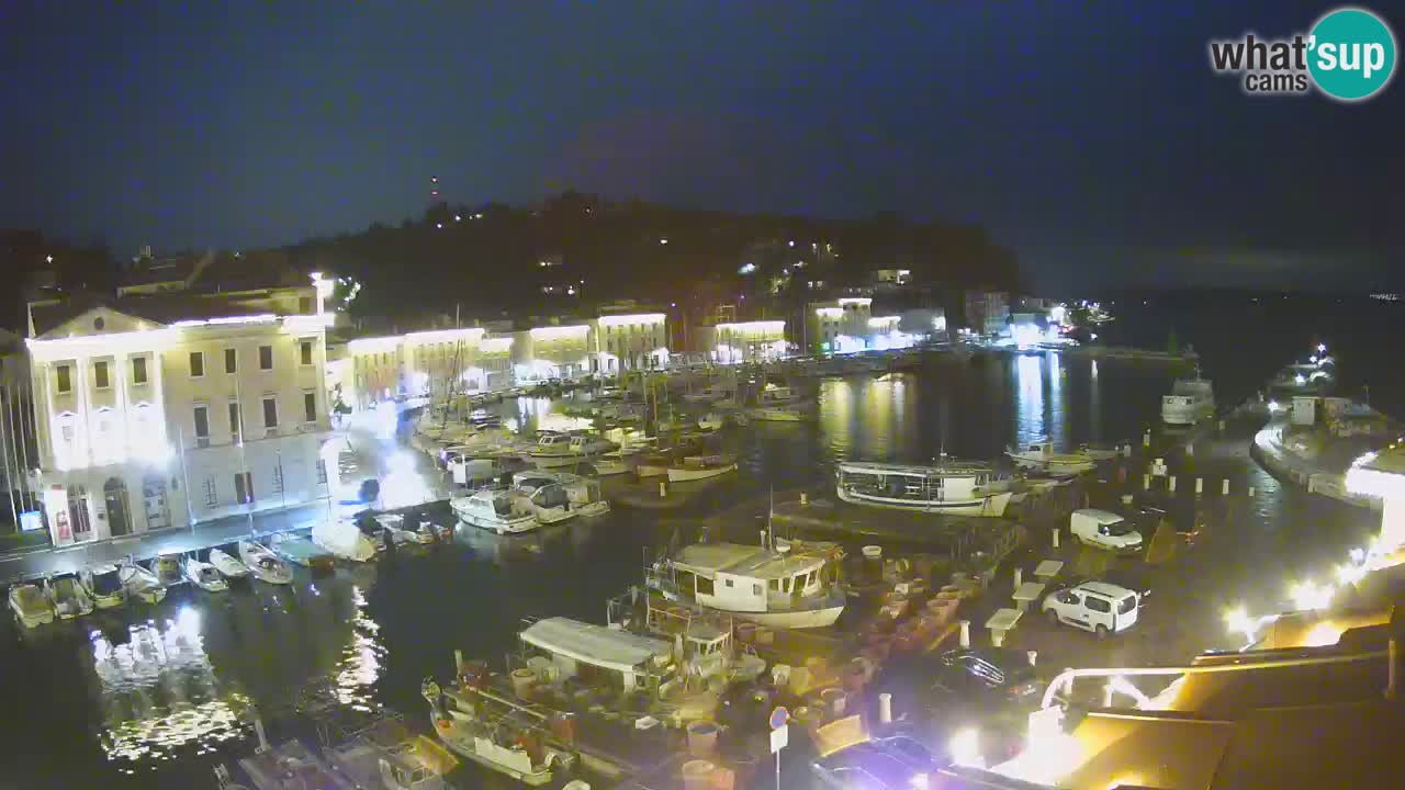 Webcam en direct de Piran “Mandrač” – Incroyable vue en direct de la Villa Piranesi