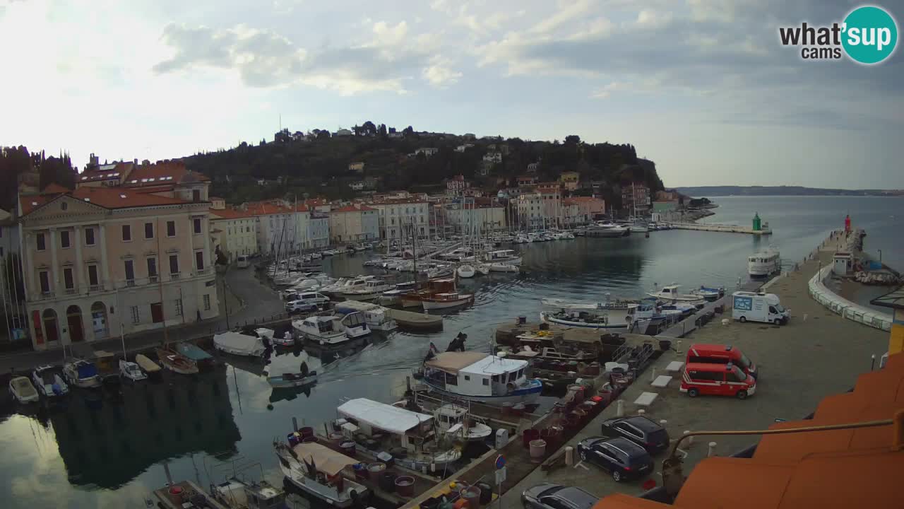 Cámara web en vivo desde Piran “Mandrač” – Increíble vista en vivo desde Villa Piranesi