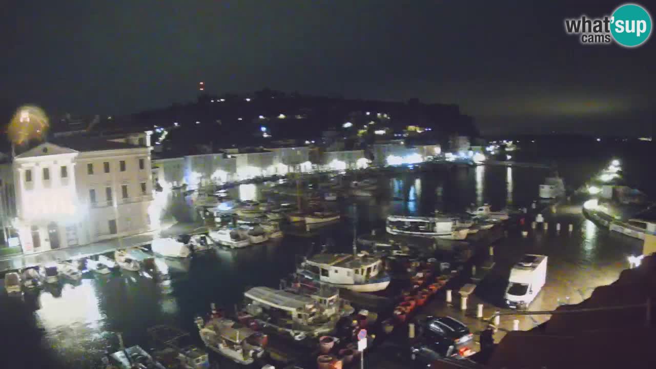 Webcam en direct de Piran “Mandrač” – Incroyable vue en direct de la Villa Piranesi