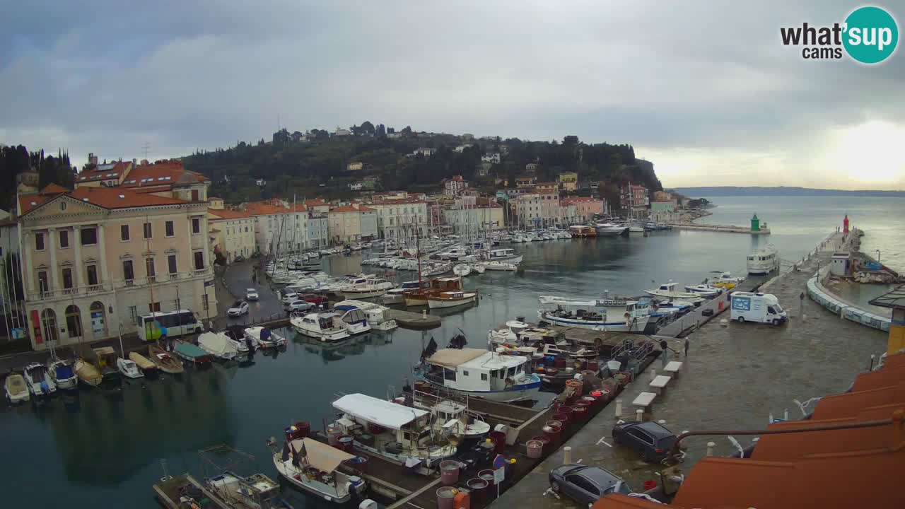 Live webcam from Piran “Mandrač” – Amazing live view from Villa Piranesi