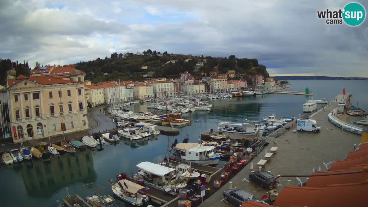 Cámara web en vivo desde Piran “Mandrač” – Increíble vista en vivo desde Villa Piranesi