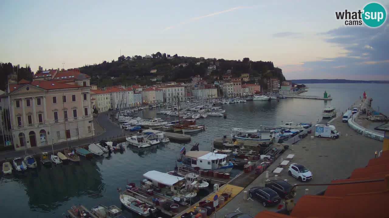 Live webcam from Piran “Mandrač” – Amazing live view from Villa Piranesi