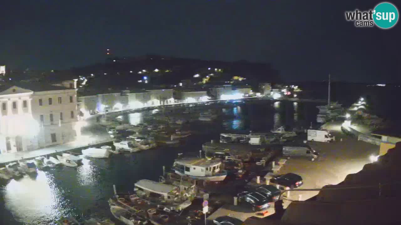 Web kamera uživo iz Pirana “Mandrač” – Nevjerojatan pogled uživo iz Ville Piranesi