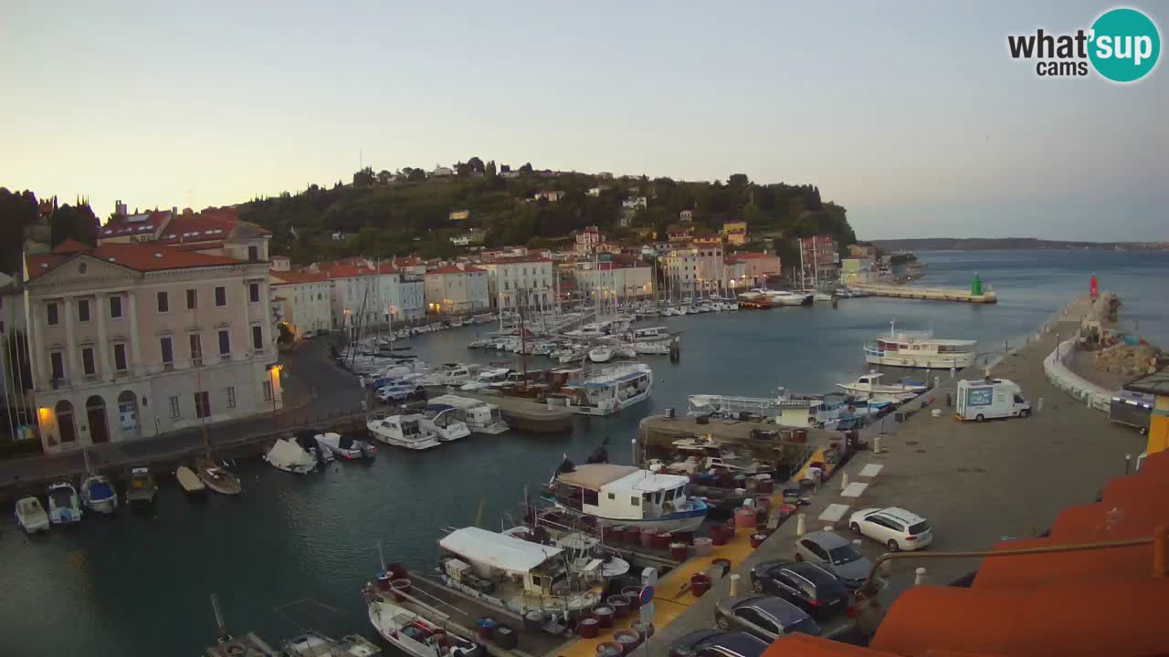 Live-Webcam aus Piran “Mandrač” – Erstaunliche Live-Ansicht von Villa Piranesi