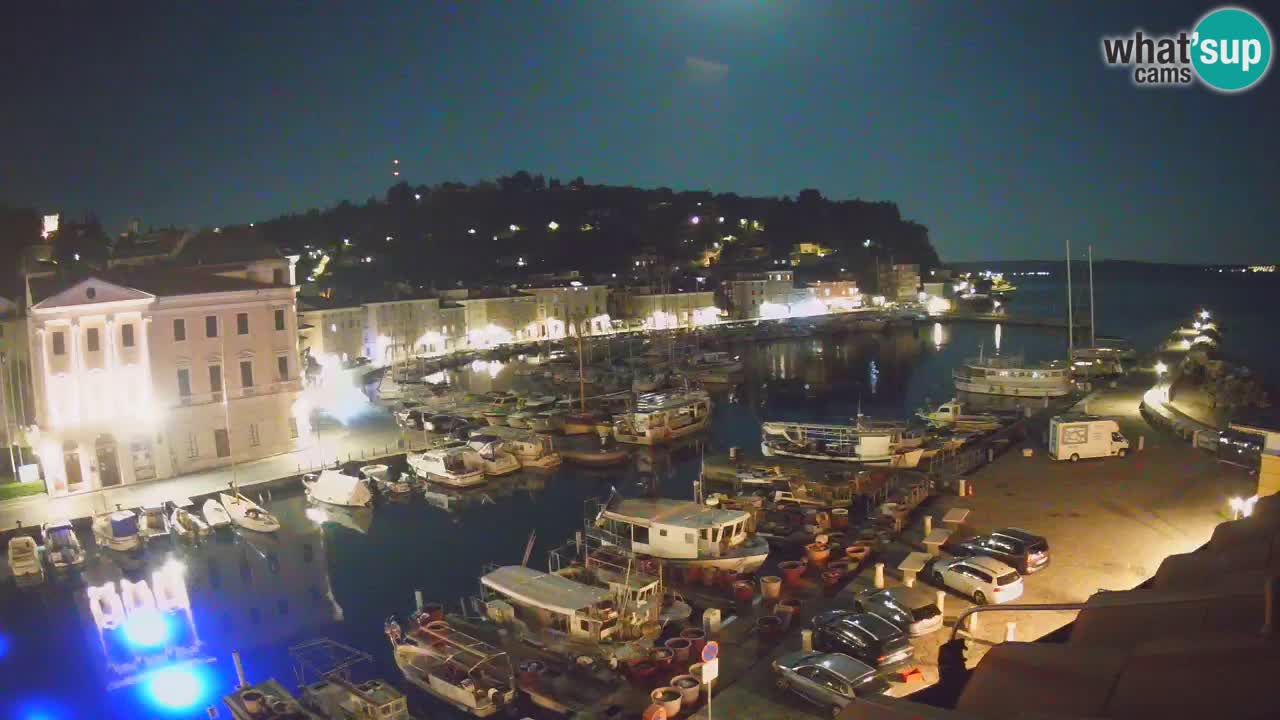 Webcam en direct de Piran “Mandrač” – Incroyable vue en direct de la Villa Piranesi
