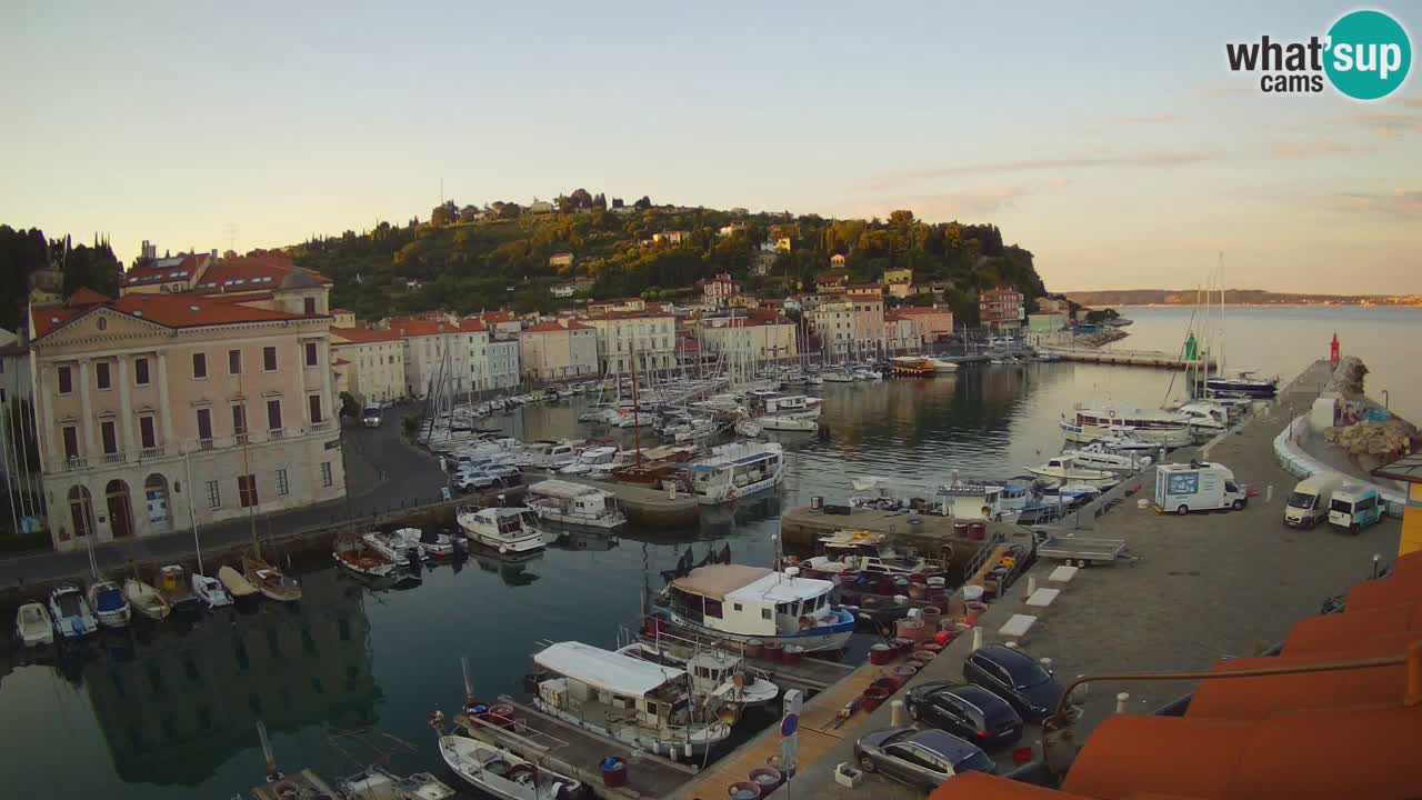 Cámara web en vivo desde Piran “Mandrač” – Increíble vista en vivo desde Villa Piranesi