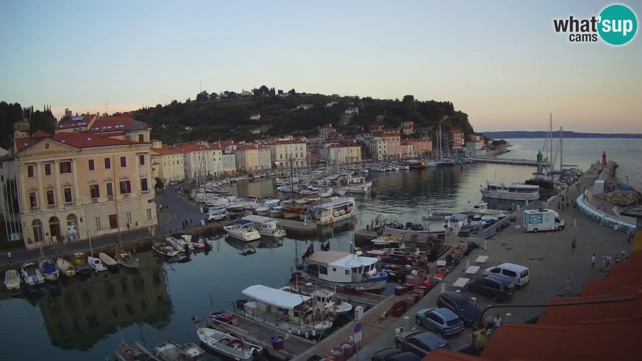 Cámara web en vivo desde Piran “Mandrač” – Increíble vista en vivo desde Villa Piranesi