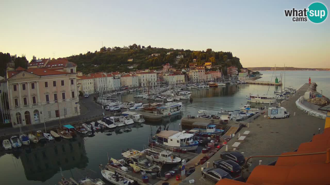 Cámara web en vivo desde Piran “Mandrač” – Increíble vista en vivo desde Villa Piranesi