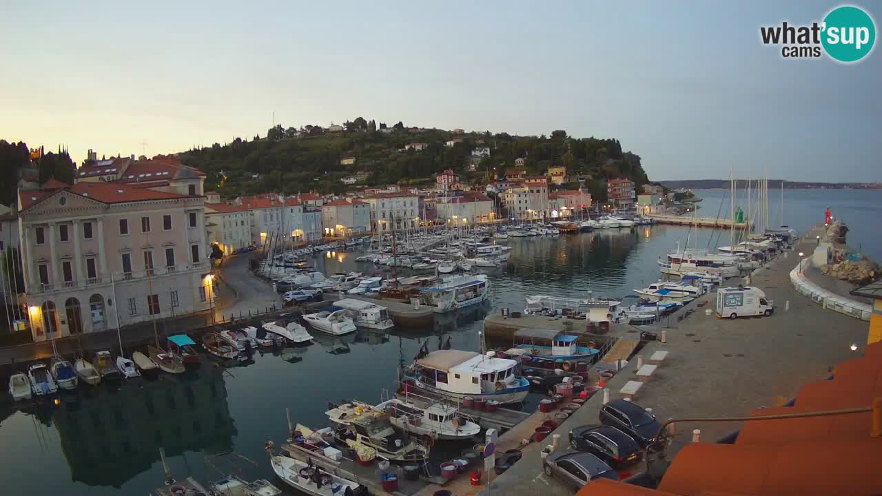 Live-Webcam aus Piran “Mandrač” – Erstaunliche Live-Ansicht von Villa Piranesi