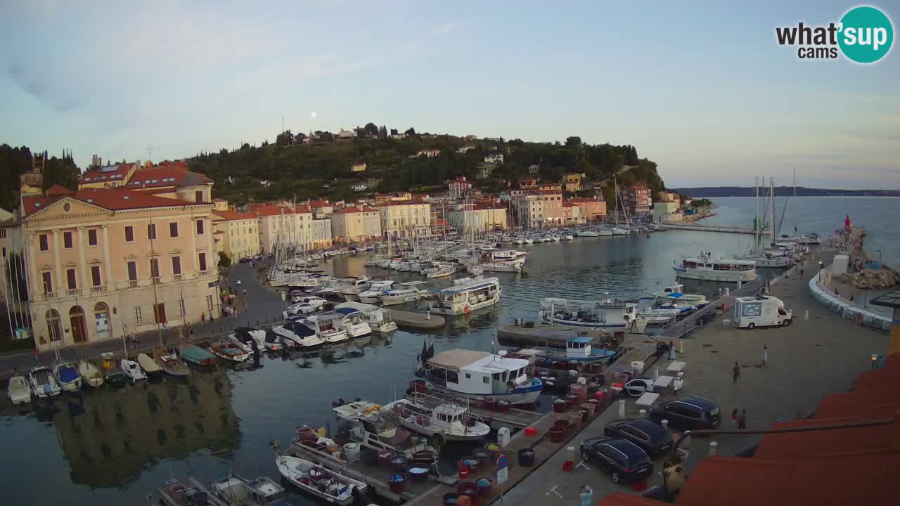 Live webcam from Piran “Mandrač” – Amazing live view from Villa Piranesi