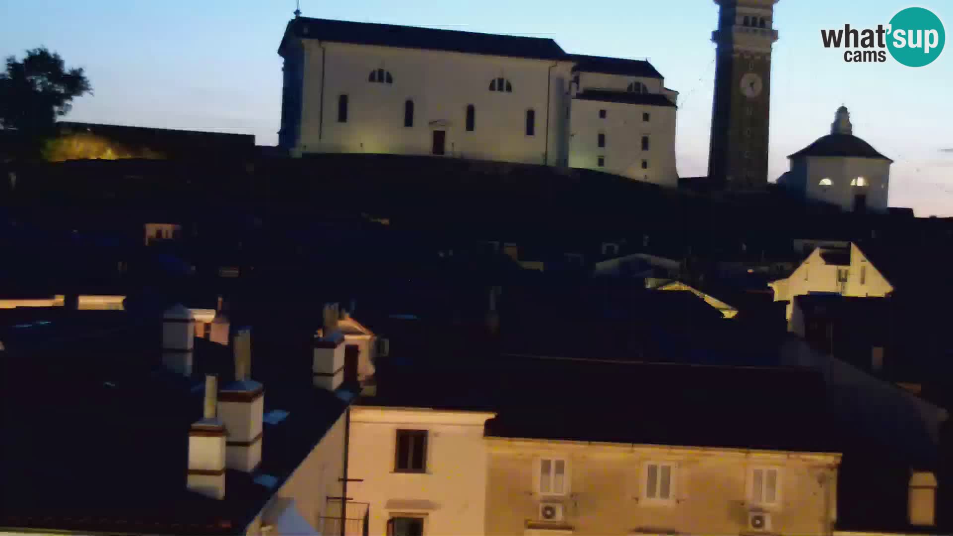 Piransko Nabrežje s Hotela Piran